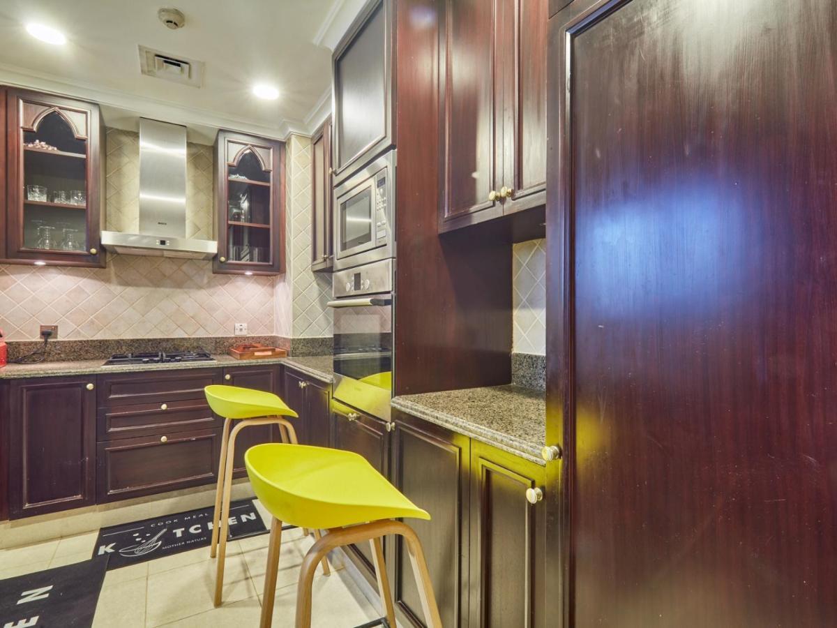 Burj Khalifa Partial View Peak Living Luxury 2Br Souk Al-Bahar Beside Dubai Mall-Golden Homes Exteriör bild